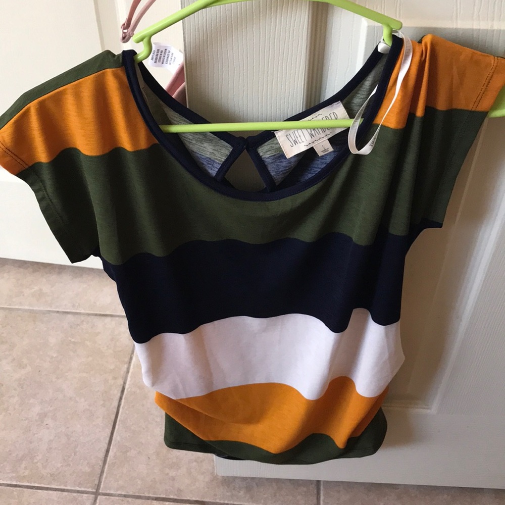 Women’s “Sweet wanderer” Top size small